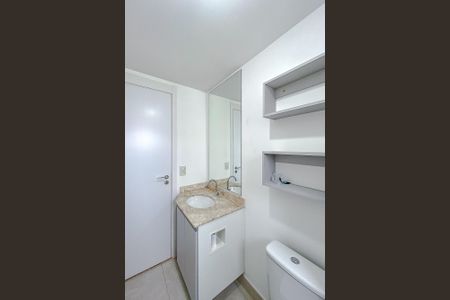 Apartamento para alugar com 68m², 2 quartos e 1 vaga Apartamento para alugar com 68m², 2 quartos e 1 vagaBanheiro da Suíte