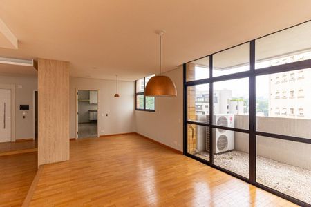 Apartamento para alugar com 280m², 3 quartos e 4 vagas Apartamento para alugar com 280m², 3 quartos e 4 vagasSala de Jantar