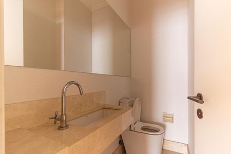 Apartamento para alugar com 280m², 3 quartos e 4 vagas Apartamento para alugar com 280m², 3 quartos e 4 vagasBanheiro