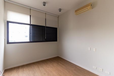 Apartamento para alugar com 280m², 3 quartos e 4 vagas Apartamento para alugar com 280m², 3 quartos e 4 vagasQuarto da Suíte 2