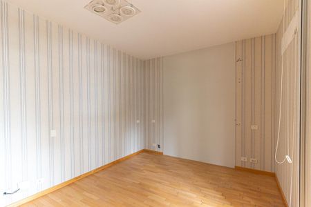 Apartamento para alugar com 280m², 3 quartos e 4 vagas Apartamento para alugar com 280m², 3 quartos e 4 vagasQuarto da Suíte 1