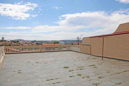 Casa à venda com 300m², 3 quartos e 4 vagasCobertura