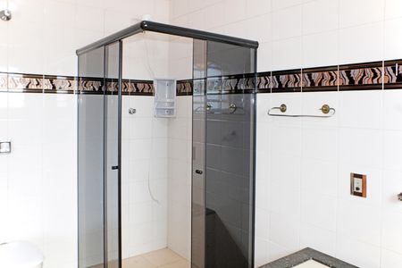 Casa à venda com 300m², 3 quartos e 4 vagasBanheiro