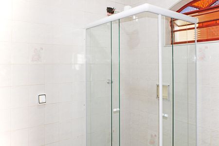 Casa à venda com 300m², 3 quartos e 4 vagasBanheiro de Serviço