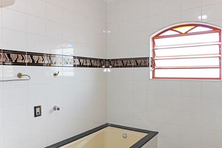 Casa à venda com 300m², 3 quartos e 4 vagasBanheiro