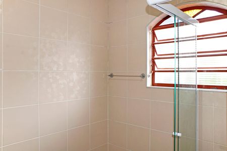 Casa à venda com 300m², 3 quartos e 4 vagasBanheiro