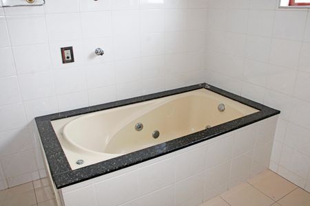 Casa à venda com 300m², 3 quartos e 4 vagasBanheiro