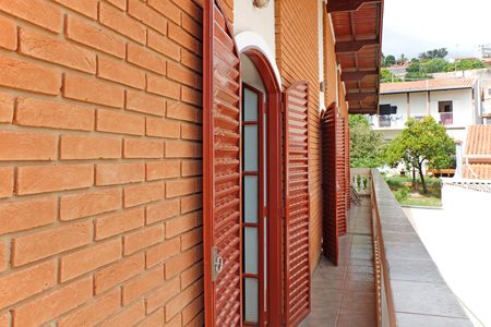 Casa à venda com 300m², 3 quartos e 4 vagasVaranda