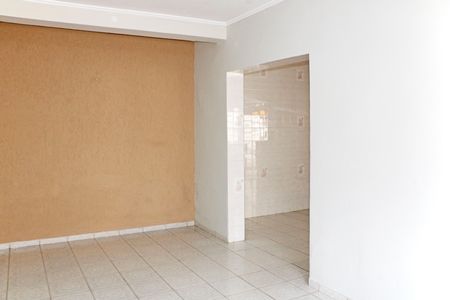 Casa à venda com 300m², 3 quartos e 4 vagasCopa