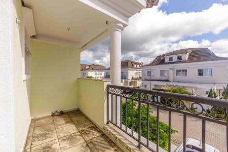 Casa de condomínio à venda com 158m², 4 quartos e 3 vagasVaranda da Suíte 1