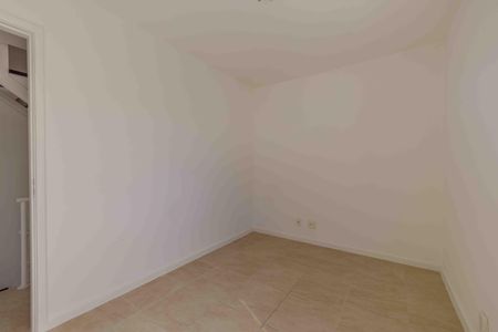 Casa de condomínio à venda com 158m², 4 quartos e 3 vagasSuíte Canadense 2