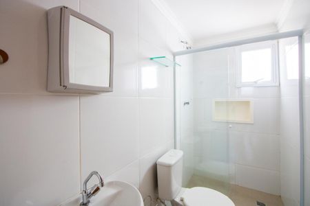 Apartamento à venda com 61m², 3 quartos e 2 vagas Apartamento à venda com 61m², 3 quartos e 2 vagasBanheiro da Suíte