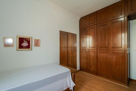 Apartamento à venda com 160m², 4 quartos e 3 vagas Apartamento à venda com 160m², 4 quartos e 3 vagasSuíte 4