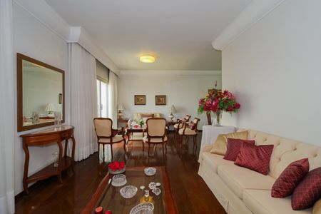 Apartamento à venda com 160m², 4 quartos e 3 vagas Apartamento à venda com 160m², 4 quartos e 3 vagasSala