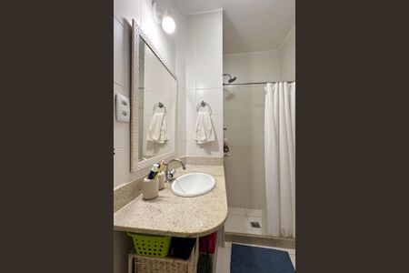 Apartamento à venda com 66m², 2 quartos e sem vaga Apartamento à venda com 66m², 2 quartos e sem vagaBanheiro Social