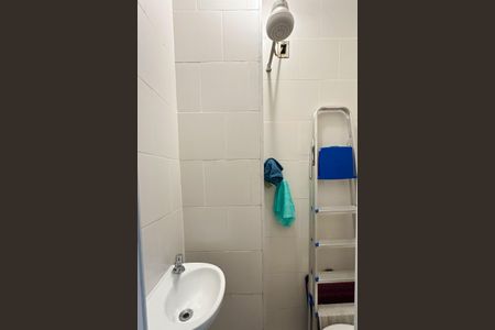 Apartamento à venda com 66m², 2 quartos e sem vaga Apartamento à venda com 66m², 2 quartos e sem vagaBanheiro de serviço