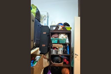 Apartamento à venda com 66m², 2 quartos e sem vaga Apartamento à venda com 66m², 2 quartos e sem vagaQuarto de Serviço