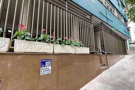 Apartamento à venda com 66m², 2 quartos e sem vaga Apartamento à venda com 66m², 2 quartos e sem vagaPlaquinha