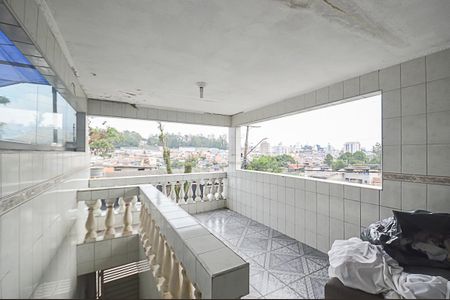 Casa à venda com 89m², 2 quartos e 3 vagas Casa à venda com 89m², 2 quartos e 3 vagasQuintal