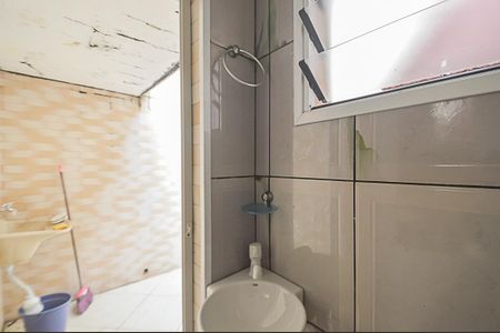 Casa à venda com 89m², 2 quartos e 3 vagas Casa à venda com 89m², 2 quartos e 3 vagasBanheiro de serviço