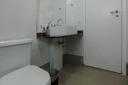 Apartamento para alugar com 90m², 3 quartos e 2 vagas Apartamento para alugar com 90m², 3 quartos e 2 vagasBanherio