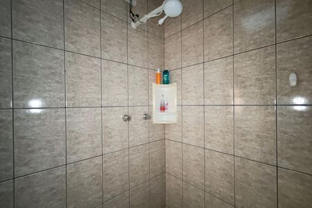 Casa à venda com 180m², 2 quartos e 6 vagasBanheiro Suíte