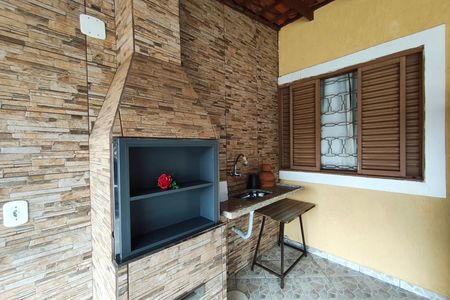 Casa à venda com 180m², 2 quartos e 6 vagasÁrea gourmet