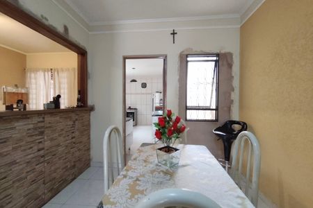 Casa à venda com 180m², 2 quartos e 6 vagasSala de Jantar