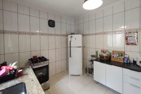 Casa à venda com 180m², 2 quartos e 6 vagasCozinha