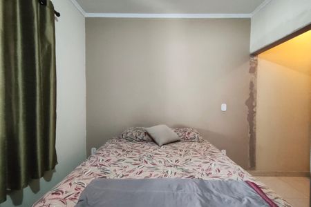 Casa à venda com 180m², 2 quartos e 6 vagasQuarto Suíte