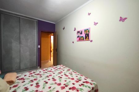 Casa à venda com 180m², 2 quartos e 6 vagasQuarto 1