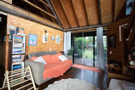 Casa de condomínio para alugar com 175m², 2 quartos e 5 vagasSala 1