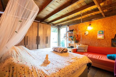 Casa de condomínio para alugar com 175m², 2 quartos e 5 vagasQuarto 2