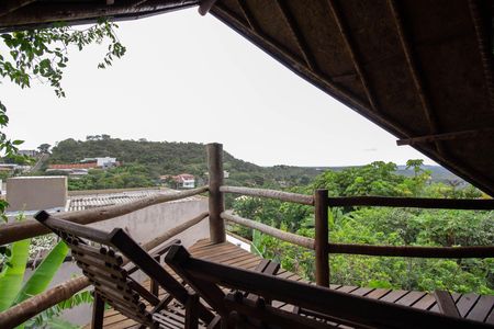 Casa de condomínio para alugar com 175m², 2 quartos e 5 vagasSacada