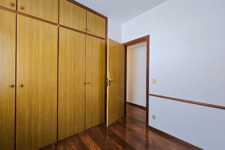 Apartamento à venda com 95m², 3 quartos e 1 vagaQuarto 2