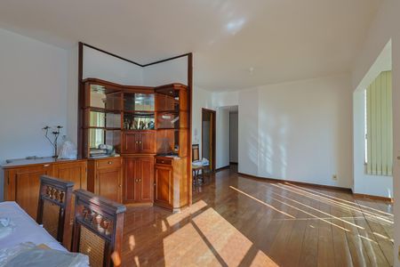 Apartamento à venda com 95m², 3 quartos e 1 vagaSala