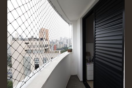Apartamento para alugar com 60m², 1 quarto e 1 vagaVaranda da suíte