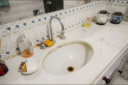 Apartamento à venda com 165m², 3 quartos e 1 vagaBanheiro Social