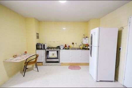 Apartamento à venda com 165m², 3 quartos e 1 vagaCozinha