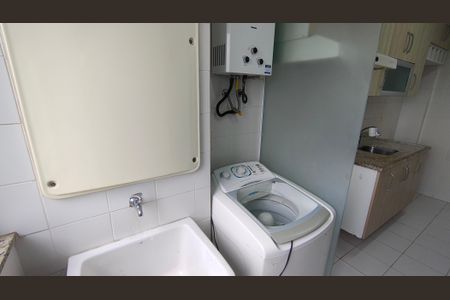 Apartamento para alugar com 83m², 2 quartos e 1 vagacozinha e area de serviço