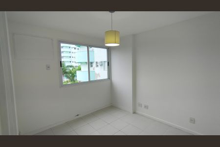 Apartamento para alugar com 83m², 2 quartos e 1 vagaquarto 1 suite canadense