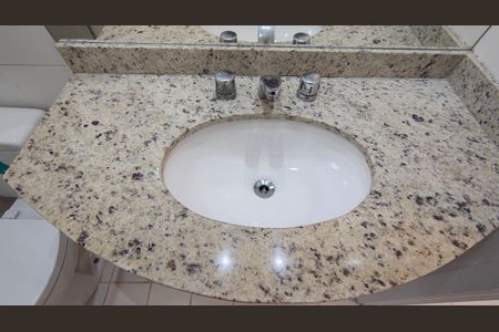 Apartamento para alugar com 83m², 2 quartos e 1 vagaquarto 2 suite