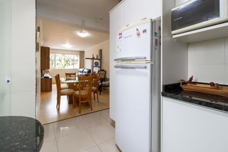 Apartamento para alugar com 76m², 3 quartos e 1 vaga Apartamento para alugar com 76m², 3 quartos e 1 vagaCozinha - Armários