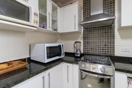 Apartamento para alugar com 76m², 3 quartos e 1 vaga Apartamento para alugar com 76m², 3 quartos e 1 vagaCozinha - Armários
