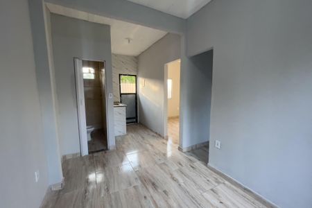 Casa para alugar com 51m², 1 quarto e sem vaga Casa para alugar com 51m², 1 quarto e sem vagaSala