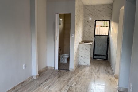 Casa para alugar com 51m², 1 quarto e sem vaga Casa para alugar com 51m², 1 quarto e sem vagaSala