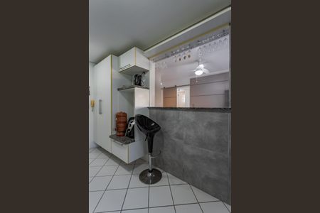 Apartamento à venda com 79m², 2 quartos e 2 vagas Apartamento à venda com 79m², 2 quartos e 2 vagasCozinha