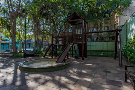 Apartamento à venda com 79m², 2 quartos e 2 vagas Apartamento à venda com 79m², 2 quartos e 2 vagasÁrea comum - Playground