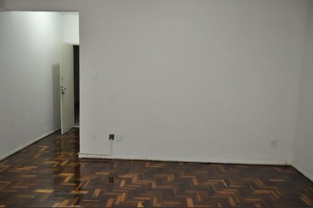 Apartamento à venda com 68m², 2 quartos e 1 vagaSala
