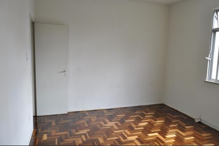 Apartamento à venda com 68m², 2 quartos e 1 vagaQuarto 2